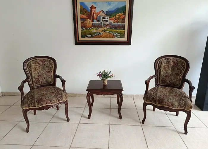 Room 5 Star Miraflores